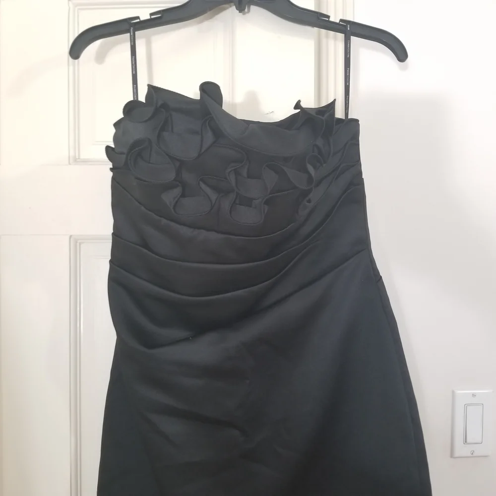 BLACK Phoebe Couture ruffled tube top dress women's size 10 (346) - Picture 4 of 5